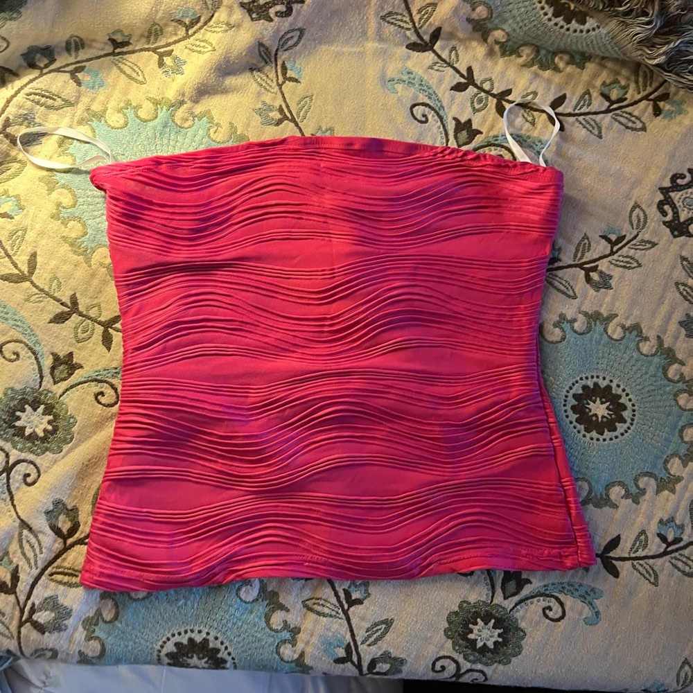 Strapless top